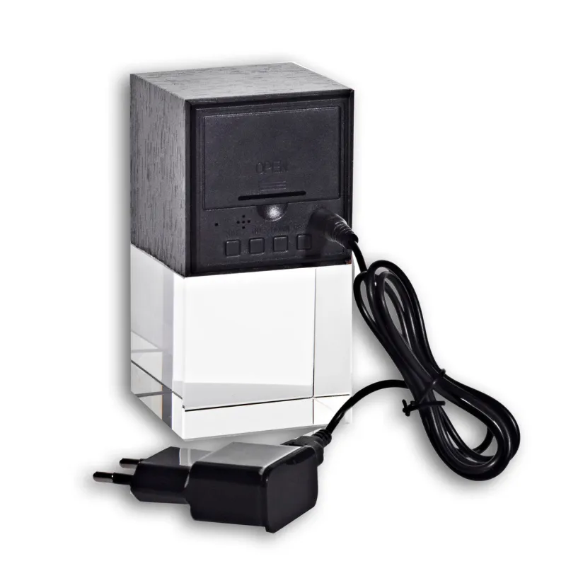 Uhren^Cristalica Kingdom Glasblock mit Uhr in Holzoptik 12,5cm