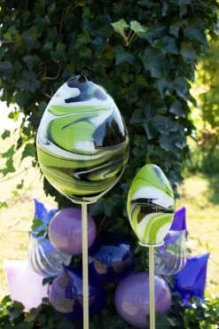 Kugeln & Zapfen^Art Glass Glas-Ei 15cm Gartenflair inkl. Stab