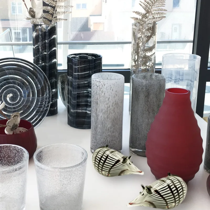 Tiere & Figuren|Ostern^Cristalica Glasfigur Maus Höhe ca. 7,5cm/ Länge ca. 14,5cm Schwarz/Grau/Weiß Handarbeit