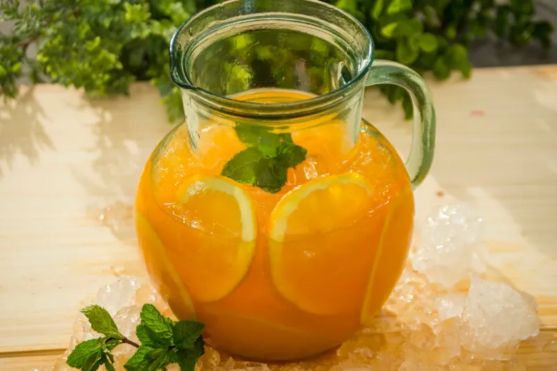 Kanne & Krug|Sets^Cristalica Glaskrug 2300 ml inkl 4 Trinkbecher 430 ml Set Recycling-Glas