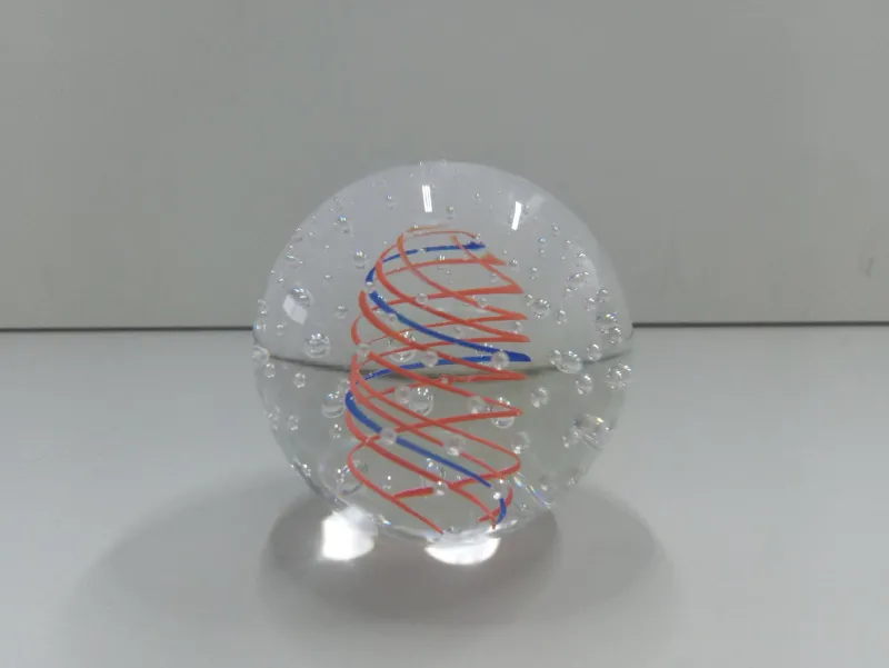 Arbeitszimmer^Art Glass Glaskugel / Briefbeschwerer (6cm)