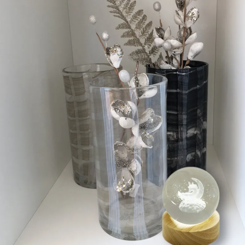 Valentienstag|Tiere & Figuren^Cristalica Glaskugel Hologramm Motive inkl. Holz LED-Untersetzer