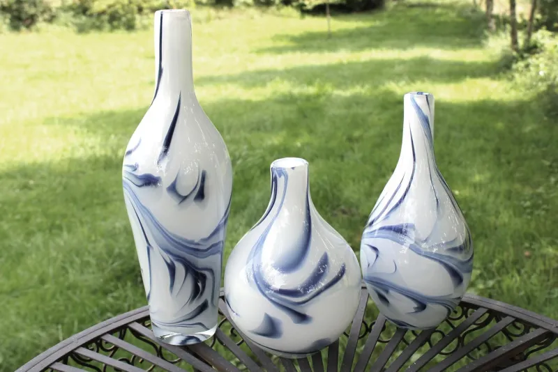 Vasen^Cristalica Glasvase Blumenvase Flasche Gefäß Rose 25cm Dekoration farbig mundgeblasen