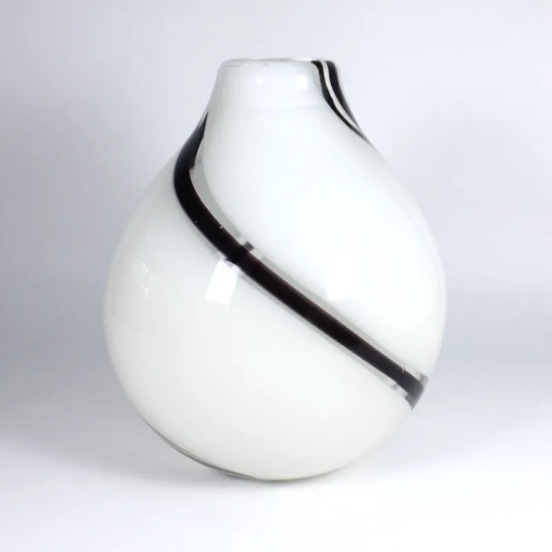 Vasen^Amara Design Kugelvase Black & White 26cm