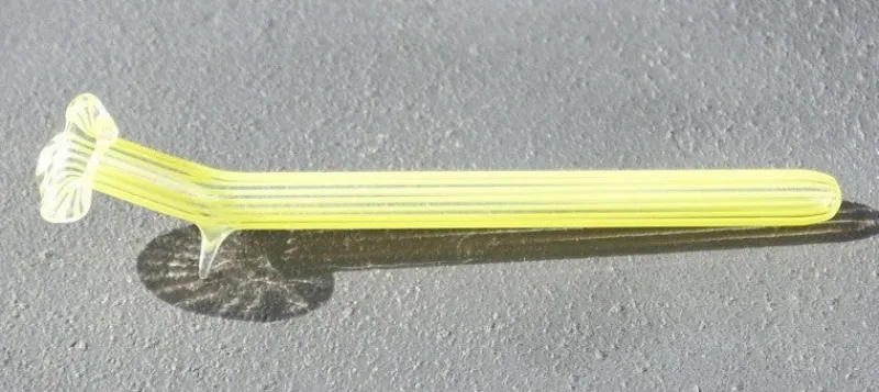 Vasen|Ostern^Glass Materials Liegeväschen mit Farbstreifen Glas 10cm