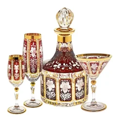 Farbige Gläser|Cocktailgläser^Cristalica Kingdom Martiniglas Ruby Grape 130ml