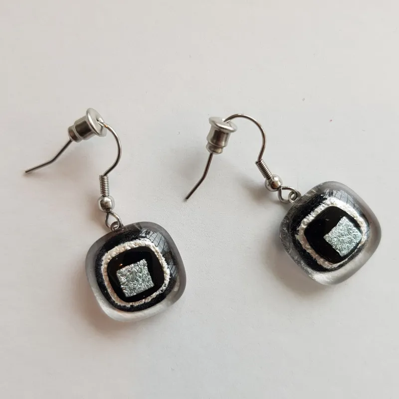 Ohrringe|Fusing Glasschmuck^Cristalica Ohrringe mit Glasstein Silber Schwarz Fusing